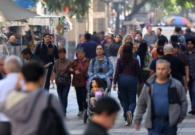 Radiografía de un mercado herido: la precarización del empleo castiga el bolsillo y quiebra el mito del título universitario.