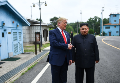 Trump critica a Corea del Sur y destaca en cambio que el intercambio con el líder norcoreano Kim Jong-un es positivo