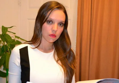Nueva arista en caso Camila Flores: Fiscalía indaga sospechas de cohecho a parlamentarios en la Ley de Notarios