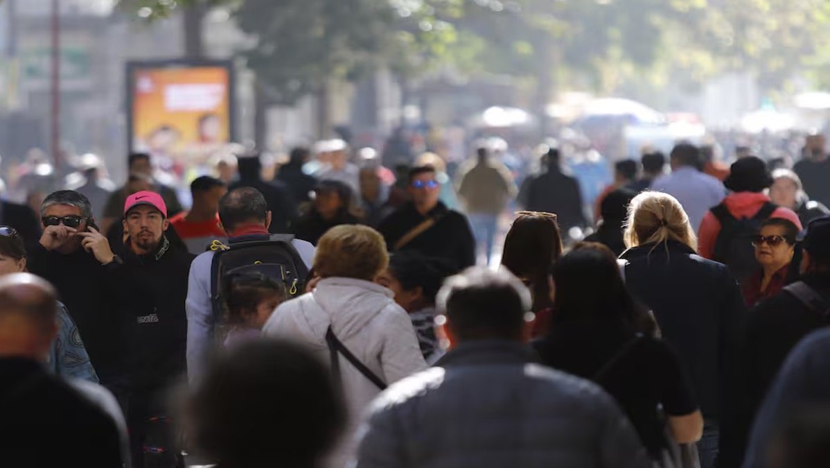 Otro Imacec negativo frena las expectativas y fuerza a reajustar nuevamente a la baja las proyecciones de crecimiento para 2026 Otro Imacec negativo frena las expectativas y fuerza a reajustar nuevamente a la baja las proyecciones de crecimiento para 2026
